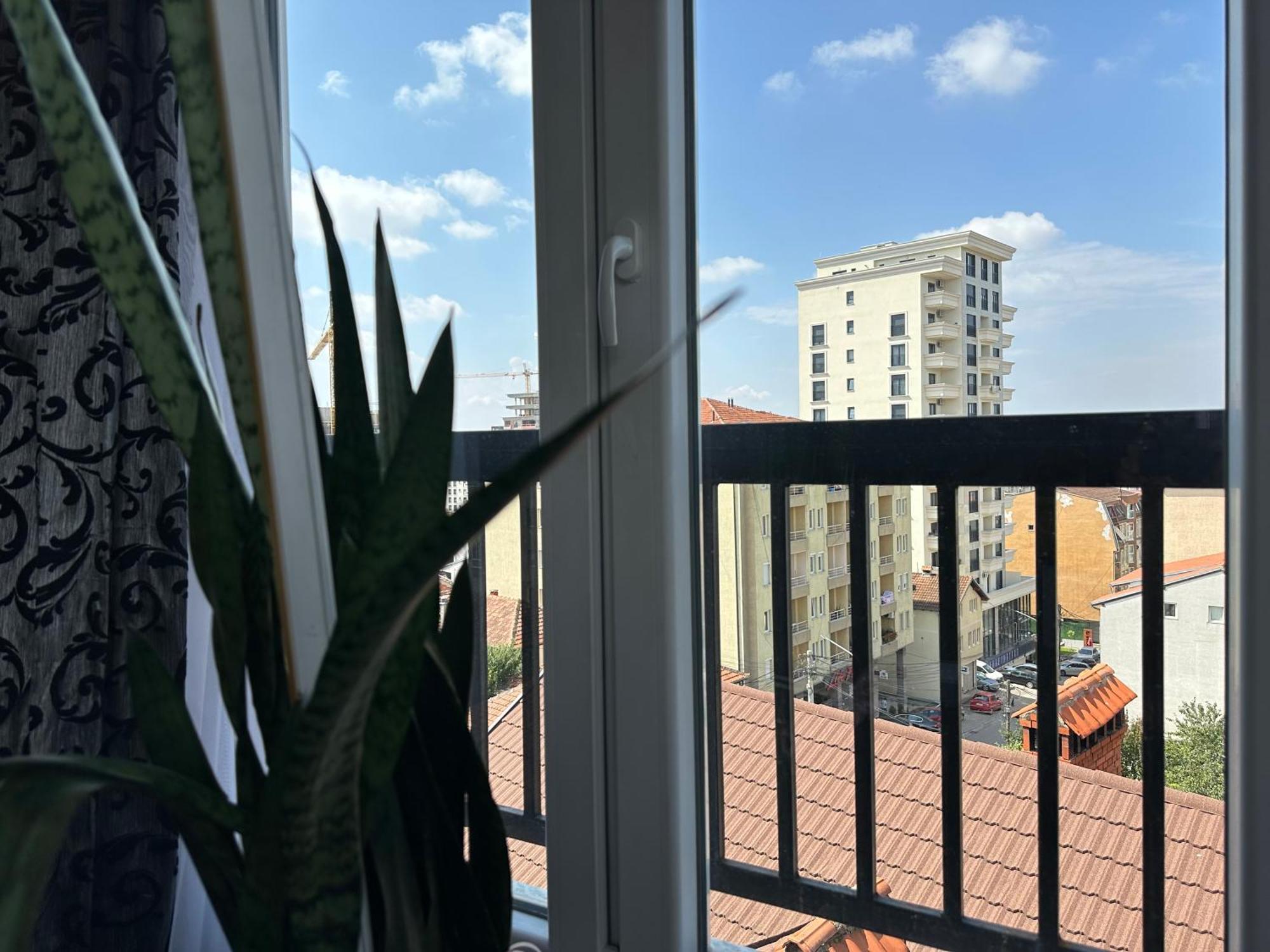 38 Apartment 1 Пристина Екстериор снимка