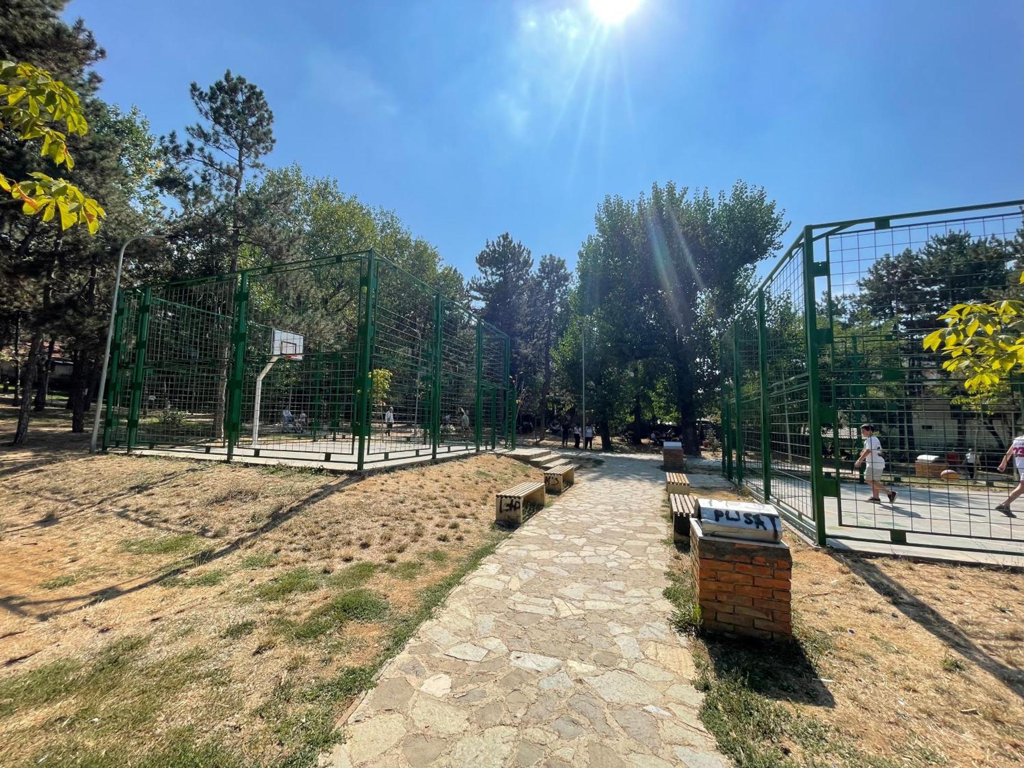 38 Apartment 1 Пристина Екстериор снимка